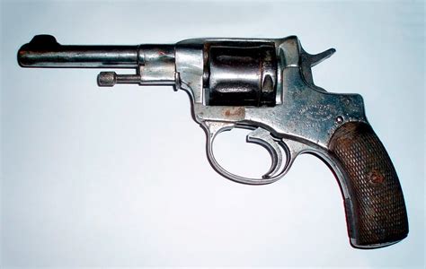 Russian roulette in Spanish .